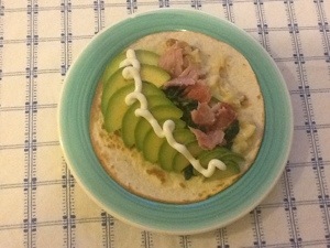 Wraps with mashed potato, avocado, spinach and bacon